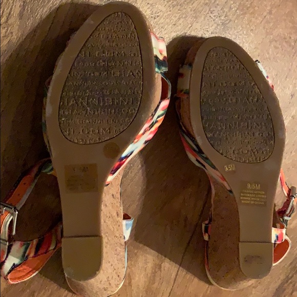 Gianni Bini Multicolor Pink Wedge 9.5 - Picture 6 of 6